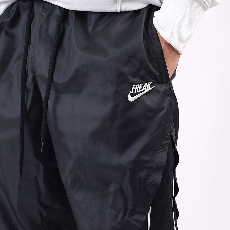 Мужские брюки Nike Giannis Lightweight Tracksuit Bottoms (DA5677-010)  - цена, описание, фото 2